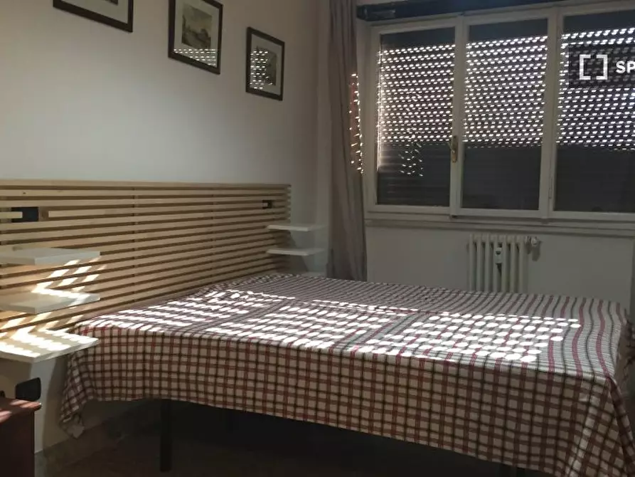 Immagine 3 di Camera condivisa in affitto  in Viale di Villa Pamphili a Roma
