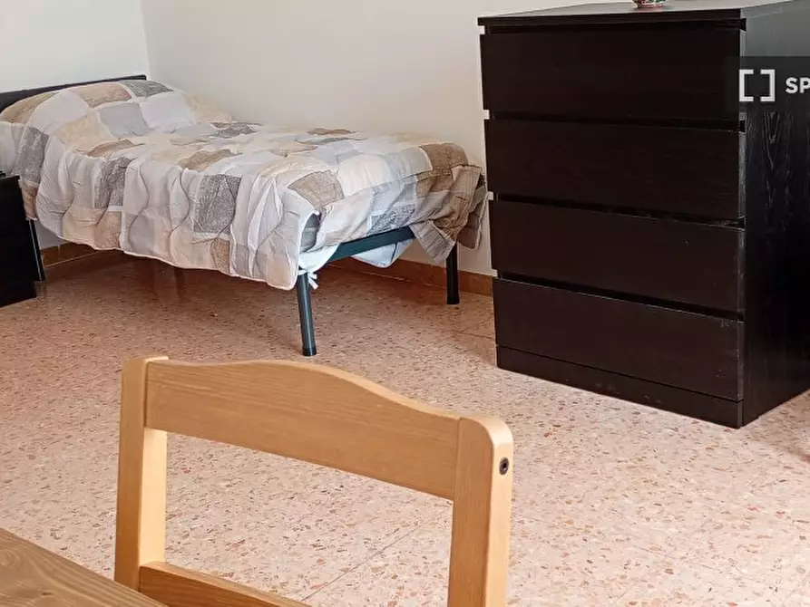 Immagine 1 di Camera condivisa in affitto  in Via Caterina Franceschi Ferrucci a Firenze