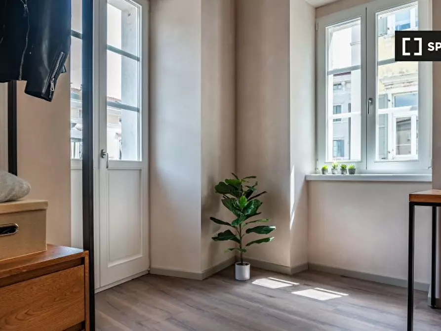 Immagine 4 di Camera condivisa in affitto  in Via Paganini a Rovereto