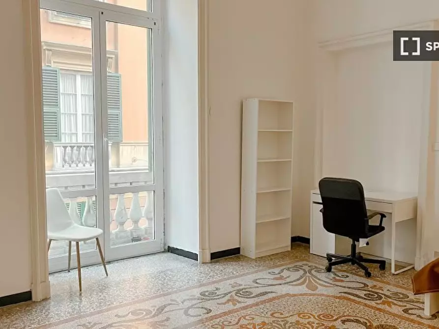 Immagine 17 di Camera condivisa in affitto  in Via Caffaro a Genova