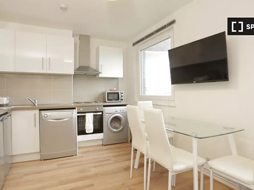 Immagine 6 di Camera condivisa in affitto  in Limehouse a Poplar