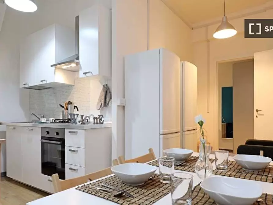 Immagine 11 di Camera condivisa in affitto  in Via dei Giornalisti a Roma