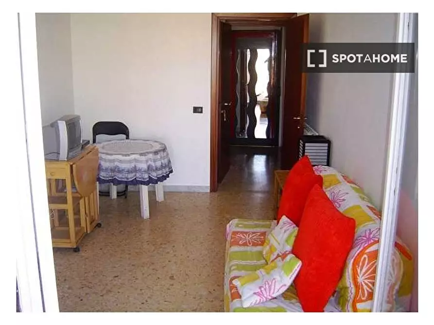 Immagine 4 di Appartamento in affitto  in Via Oletta a Roma