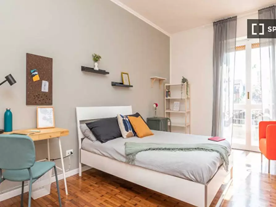 Immagine 3 di Camera condivisa in affitto  in Via Arcivescovo Romilli a Milano