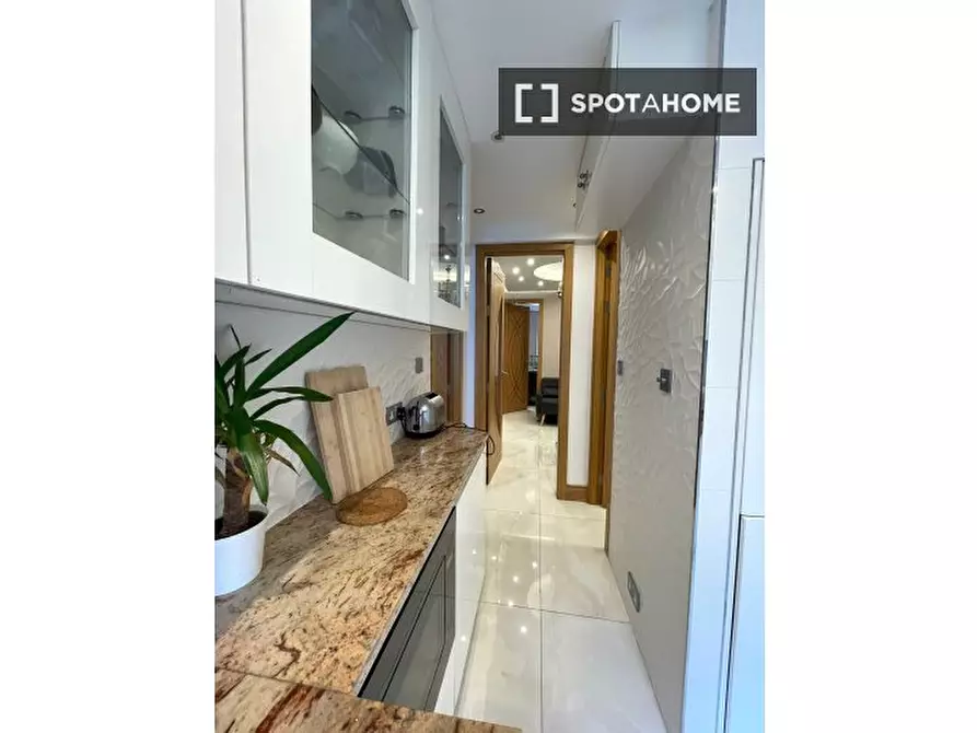 Immagine 2 di Appartamento in affitto  in Townshend Rd a Paddington