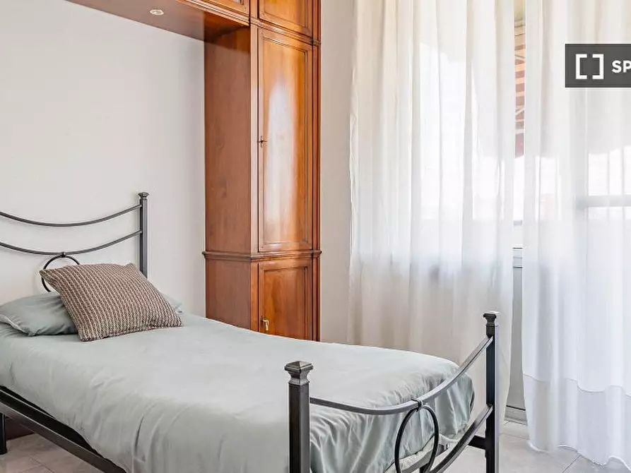 Immagine 16 di Camera condivisa in affitto  in Via Lodovico Il Moro a Milano