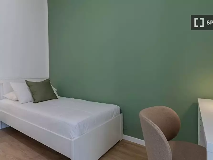 Immagine 10 di Camera condivisa in affitto  in Via Mario Ulivelli a Firenze