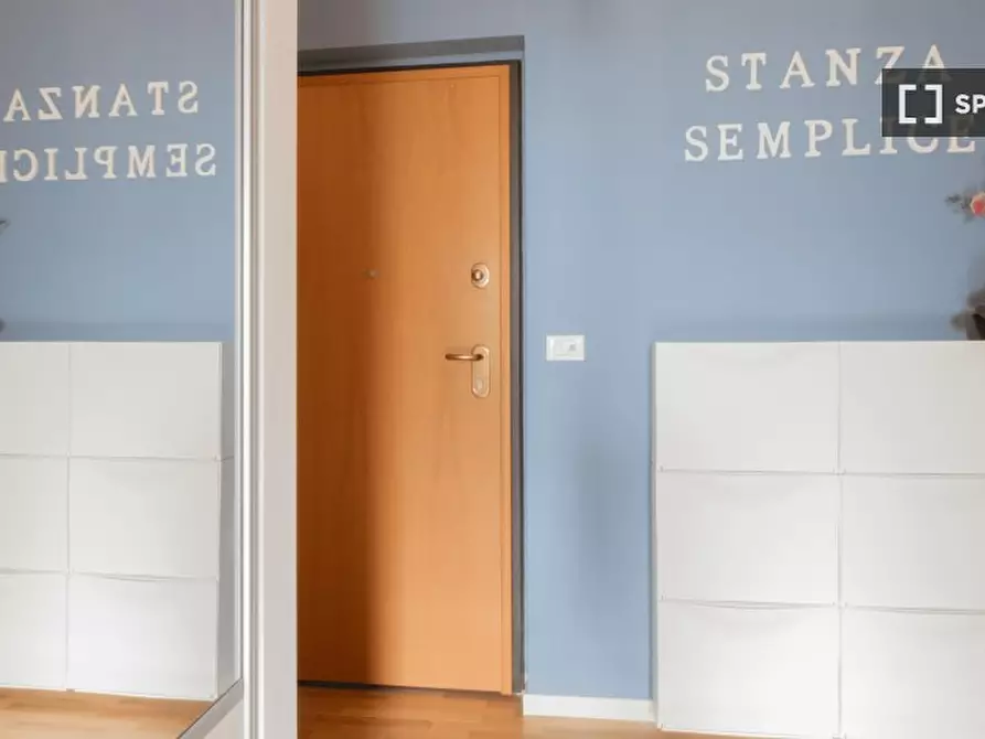 Immagine 8 di Camera condivisa in affitto  in Via Piobesi n. a Torino