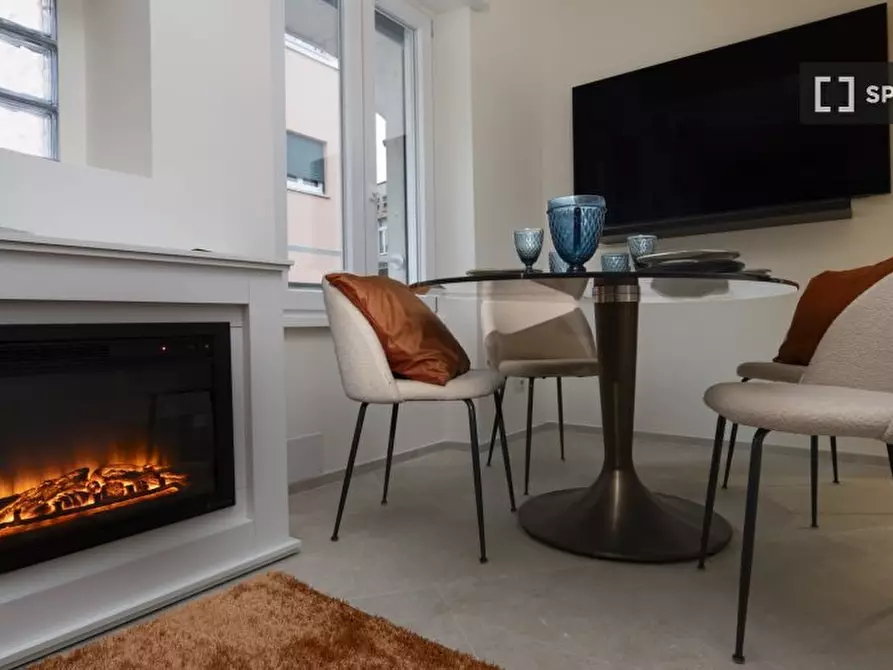 Immagine 9 di Appartamento in affitto  in Via del Falco a Roma