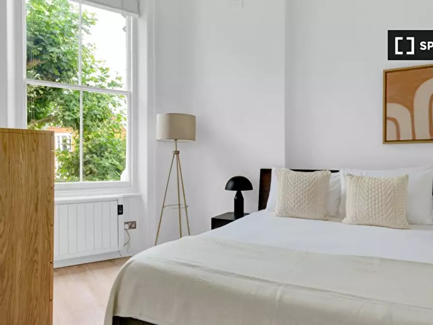 Immagine 7 di Appartamento in affitto  in St Quintin Ave a Kensington
