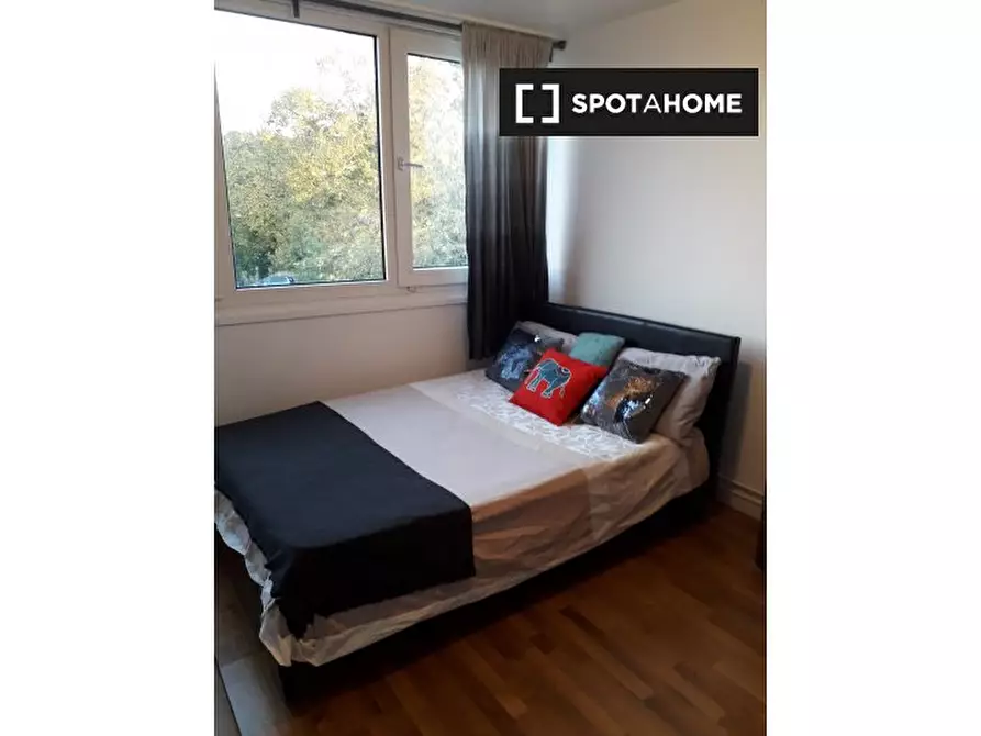 Immagine 7 di Camera condivisa in affitto  in Holybourne Ave a Wandsworth