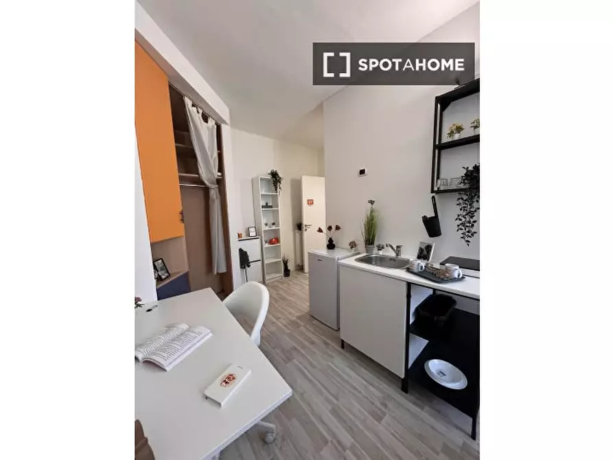 Immagine 12 di Camera condivisa in affitto  in Fabio Filzi a Trento