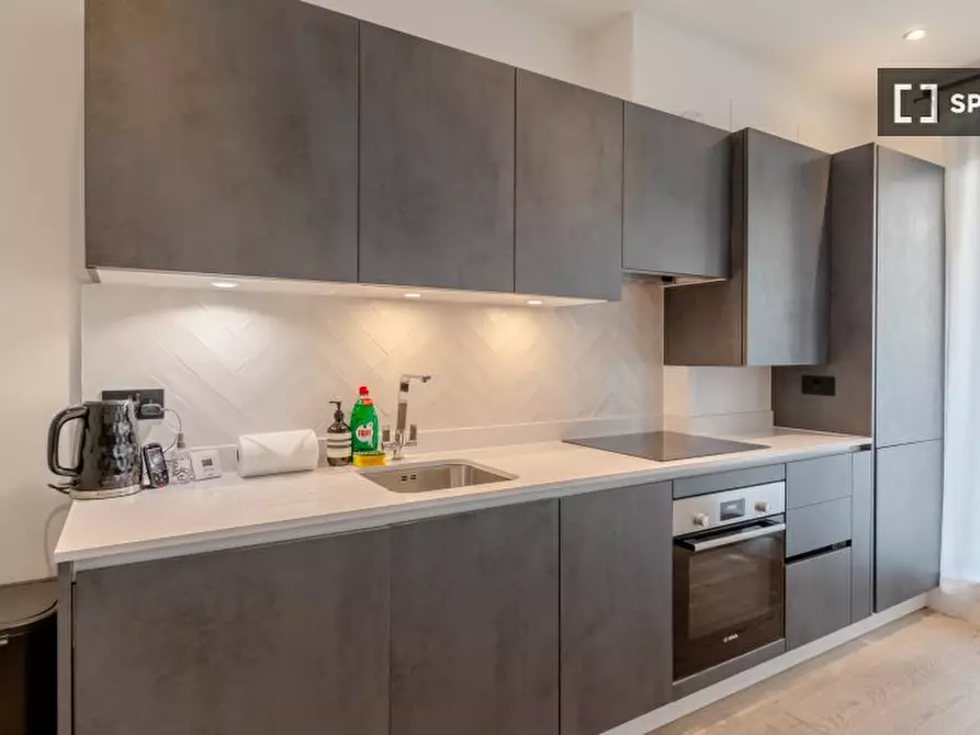 Immagine 10 di Appartamento in affitto  in flat a Poplar