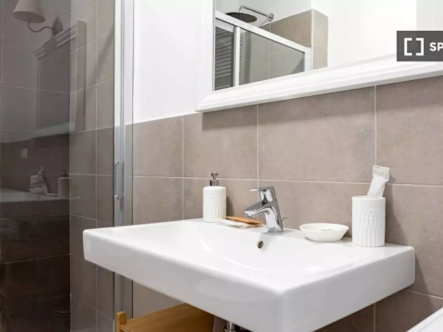 Immagine 11 di Appartamento in affitto  in Via Giuseppe Massarenti a Bologna