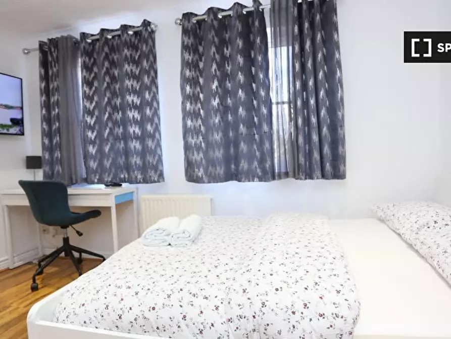 Immagine 5 di Camera condivisa in affitto  in Lytham Cl a Eltham