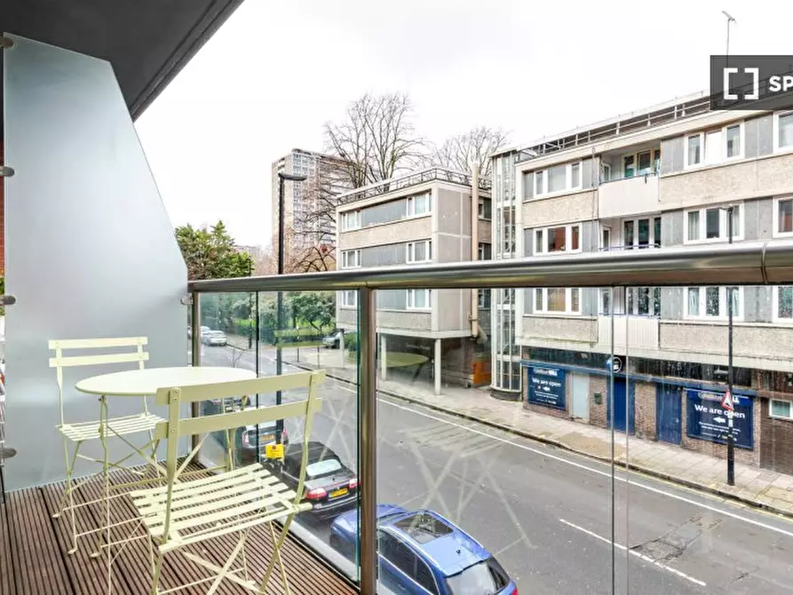 Immagine 6 di Appartamento in affitto  in Central St a Islington