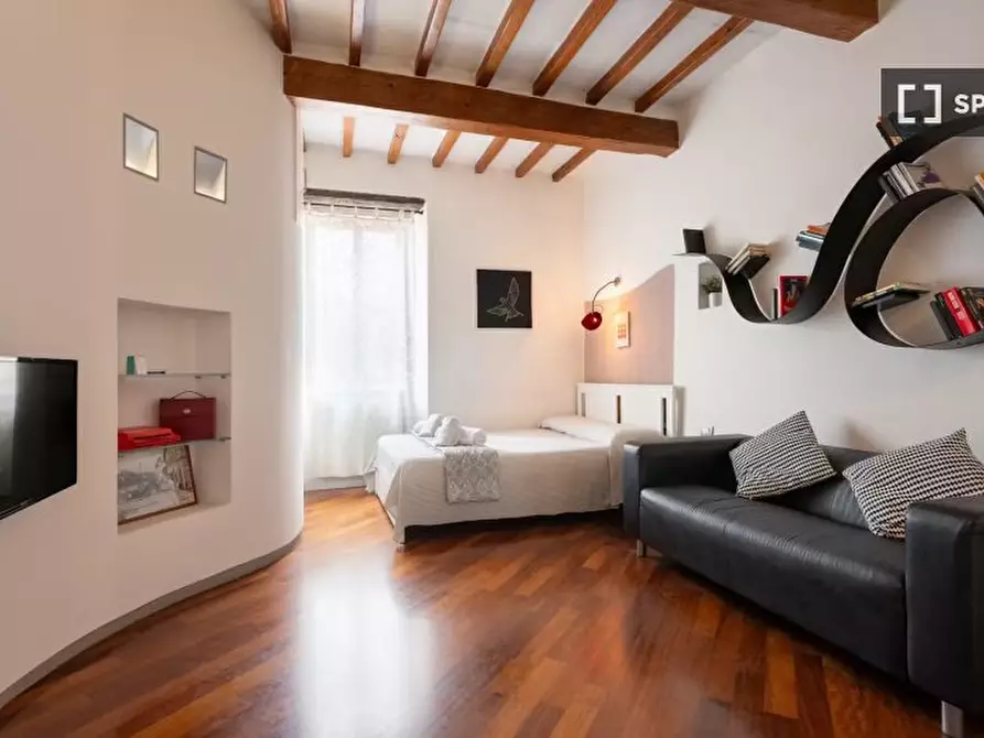 Immagine 13 di Appartamento in affitto  in Vicolo del Barbi a Firenze