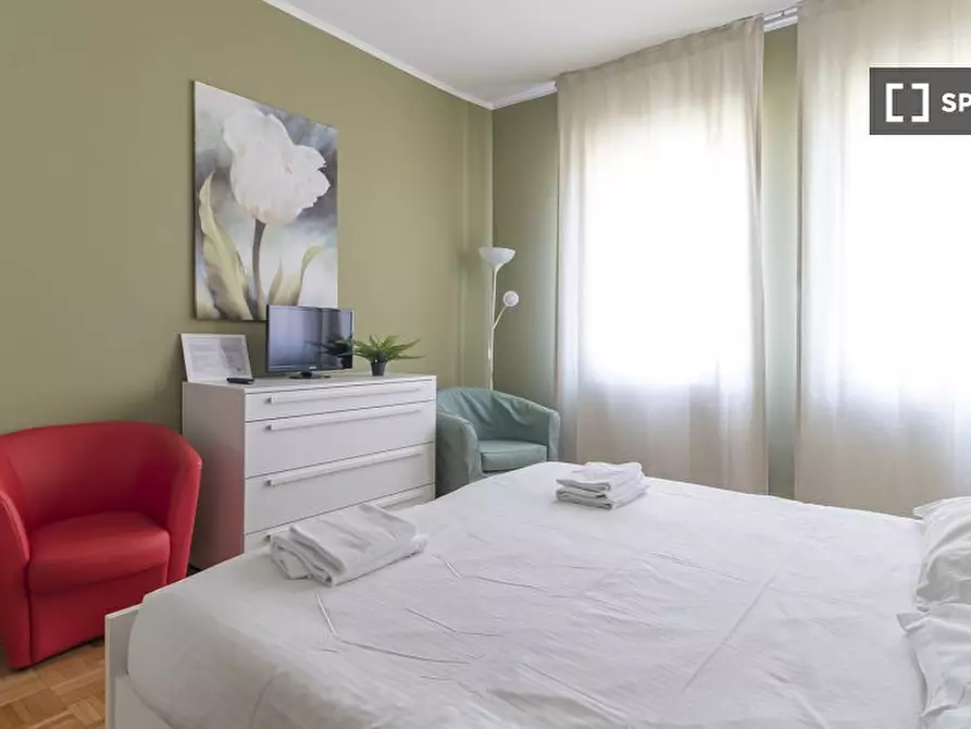 Immagine 1 di Appartamento in affitto  in Viale Teodorico, 20149 Milano MI, Italy a Milano