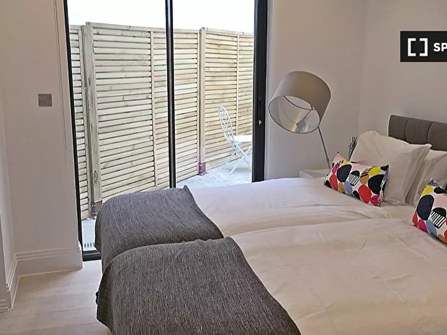 Immagine 7 di Appartamento in affitto  in Bourlet Cl a Paddington