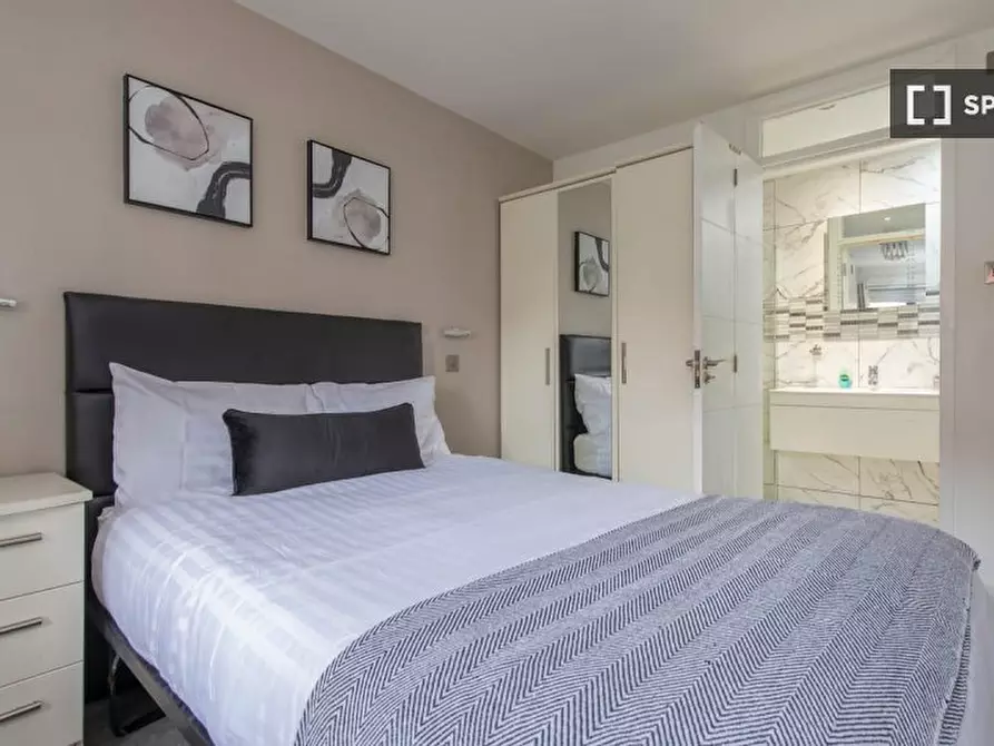 Immagine 6 di Appartamento in affitto  in Radnor Rd a Camberwell