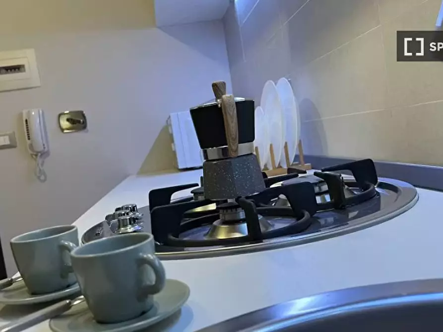 Immagine 4 di Ufficio in affitto  in Via Castiglione a Bologna