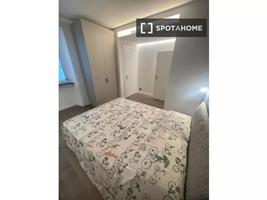 Immagine 4 di Camera condivisa in affitto  in Via S. Luca a Genova