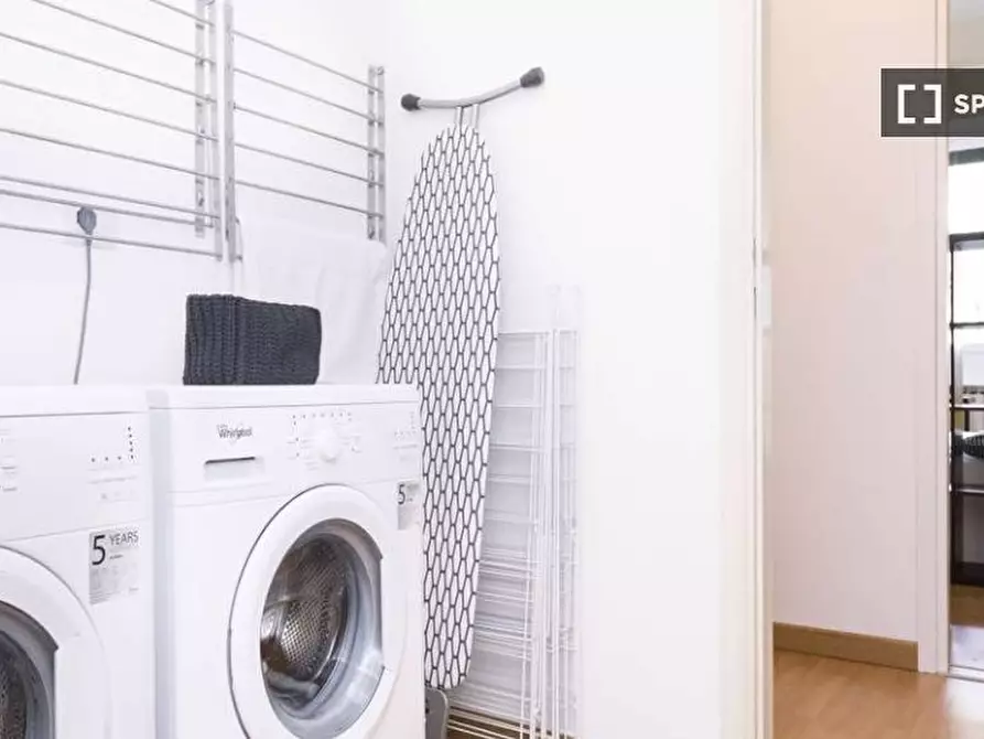 Immagine 16 di Camera condivisa in affitto  in Via Legnone a Milano