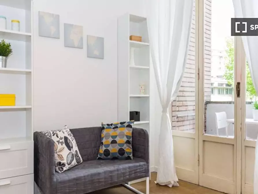 Immagine 10 di Camera condivisa in affitto  in Via Salvatore Barzilai a Milano