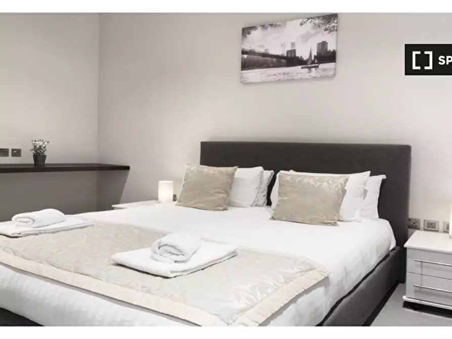 Immagine 8 di Appartamento in affitto  in Apartment 1, 53A Fleet Street a 