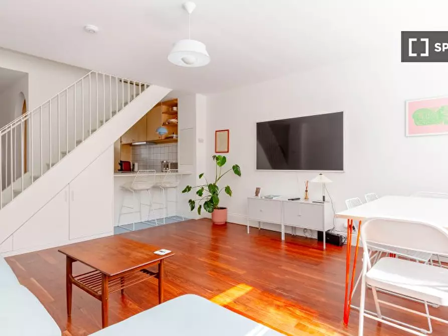 Immagine 12 di Appartamento in affitto  in Crondall Ct a Islington