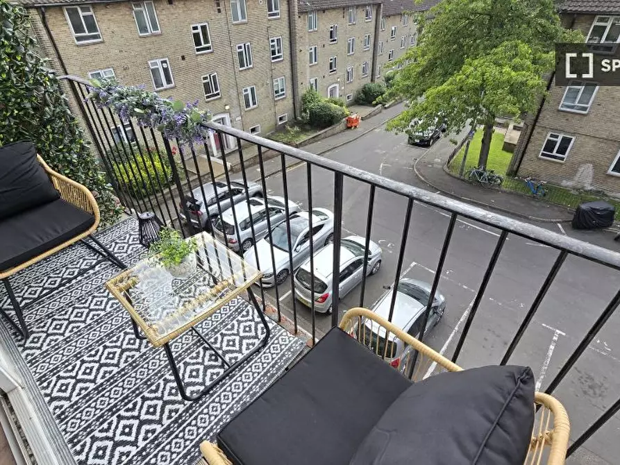 Immagine 3 di Appartamento in affitto  in Dobson Cl a Camden Town