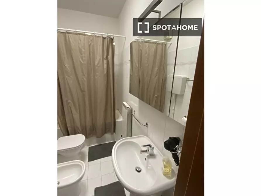 Immagine 10 di Appartamento in affitto  in Via Raffaello Sanzio a Milano