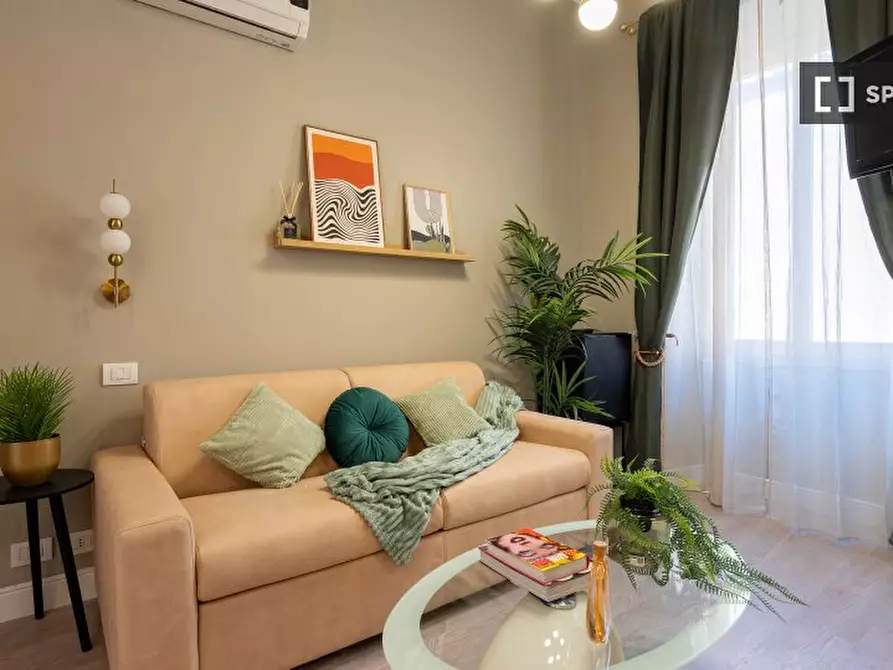 Immagine 19 di Appartamento in affitto  in Via dei Foraggi a Roma