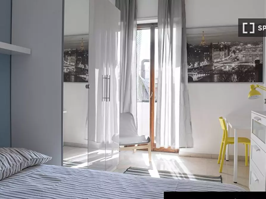 Immagine 4 di Camera condivisa in affitto  in Via Curtatone a Milano