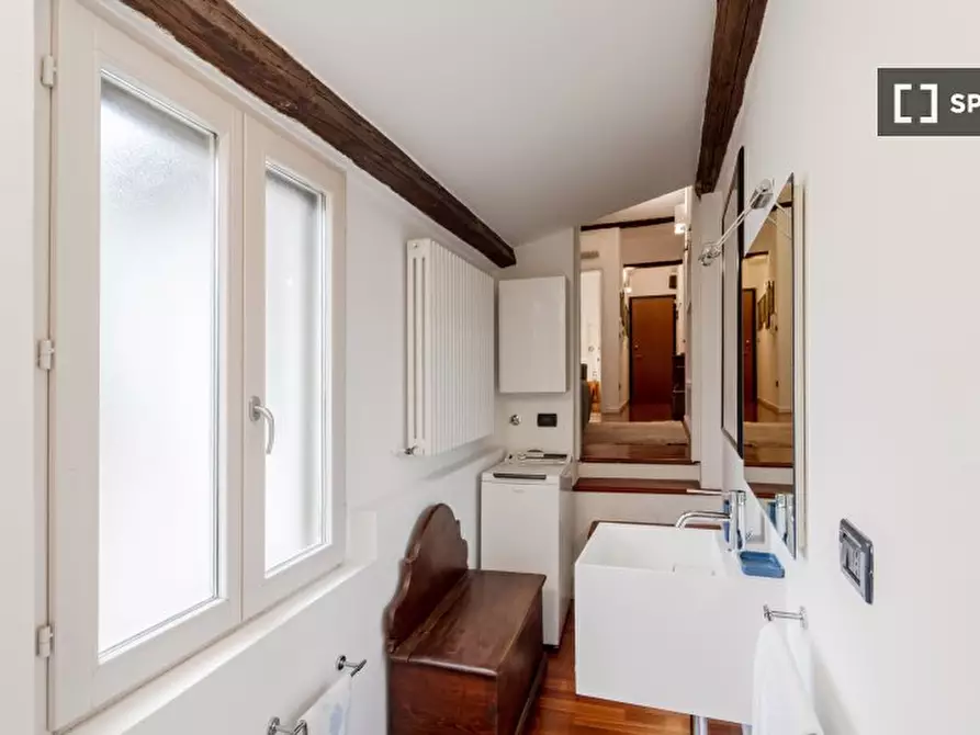 Immagine 14 di Appartamento in affitto  in Via delle Tovaglie a Bologna