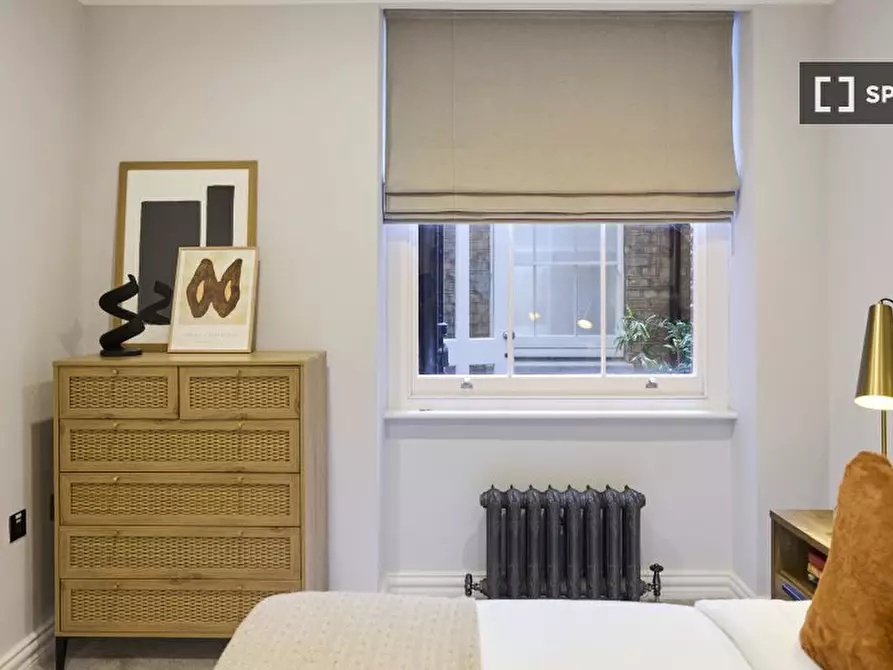 Immagine 17 di Appartamento in affitto  in Kensington Gardens Square a Paddington