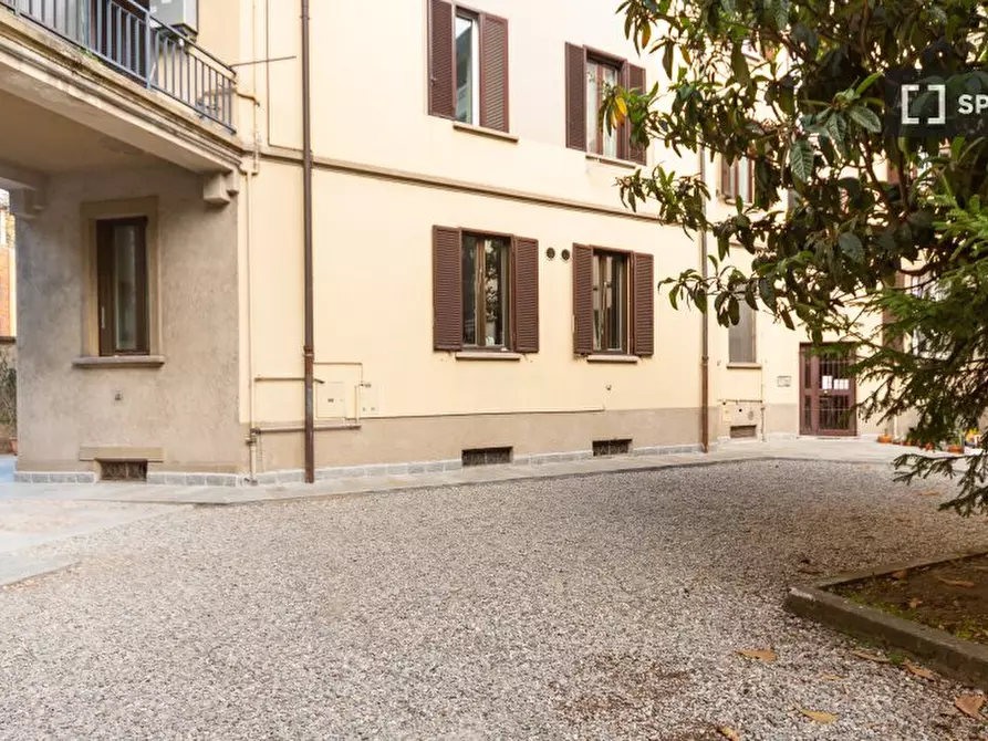 Immagine 16 di Appartamento in affitto  in Viale Nazario Sauro a Milano
