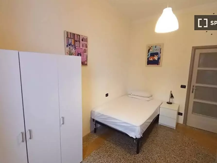 Immagine 2 di Camera condivisa in affitto  in Via Alfredo Oriani a Firenze