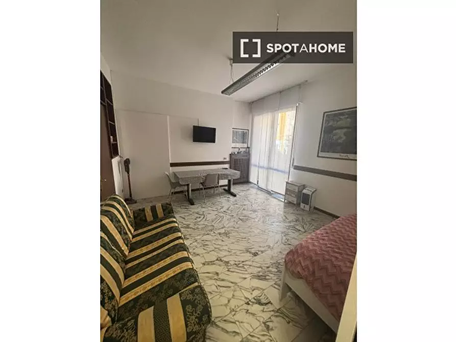 Immagine 16 di Appartamento in affitto  in Via Montevideo a Milano