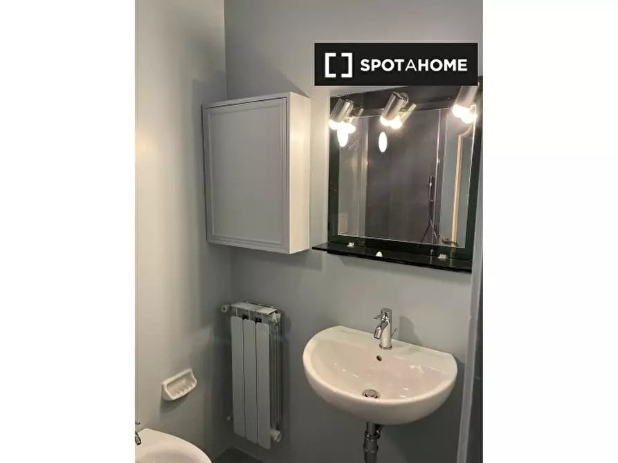 Immagine 9 di Appartamento in affitto  in Piazza Santa Felicita a Firenze