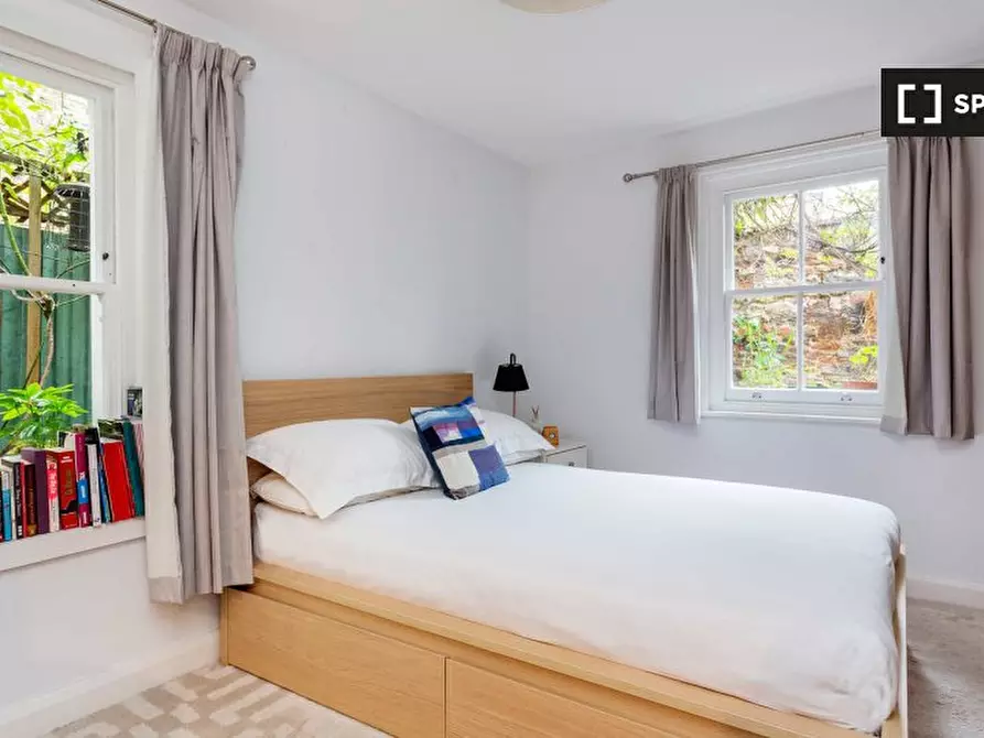 Immagine 6 di Appartamento in affitto  in a Bonnington Square a Lambeth