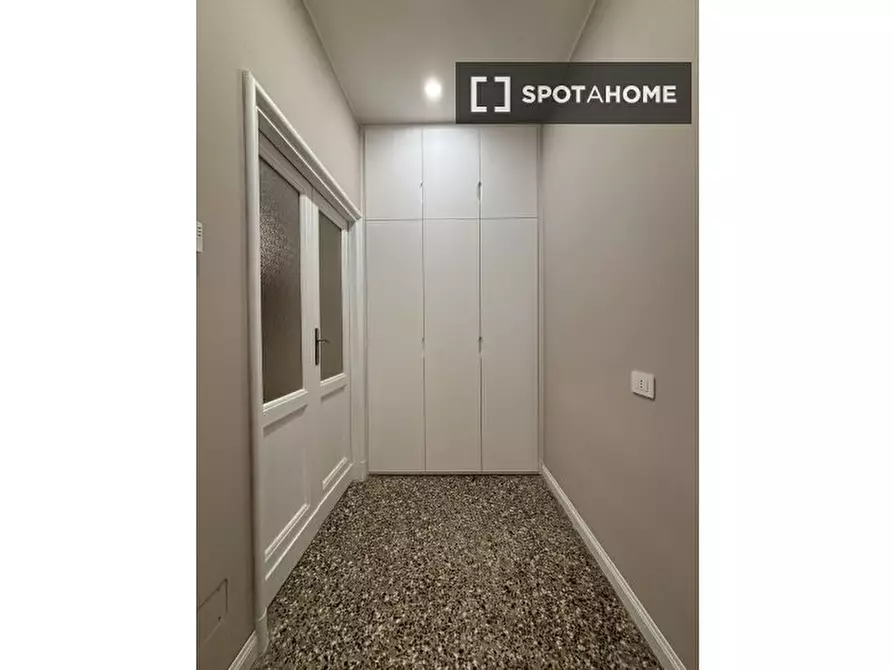 Immagine 11 di Appartamento in affitto  in Via Illiria a Roma
