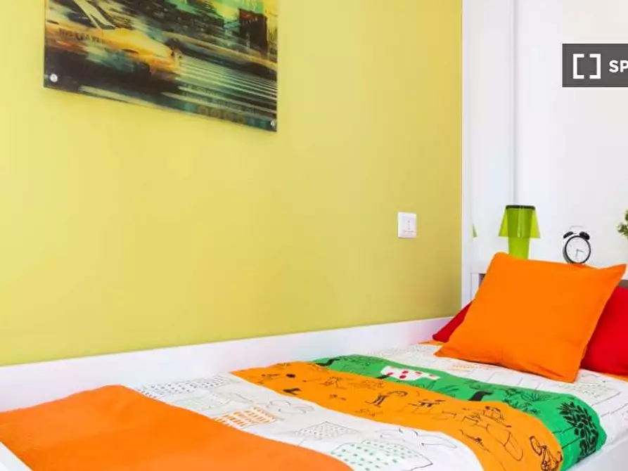 Immagine 5 di Camera condivisa in affitto  in Via Larga a Milano