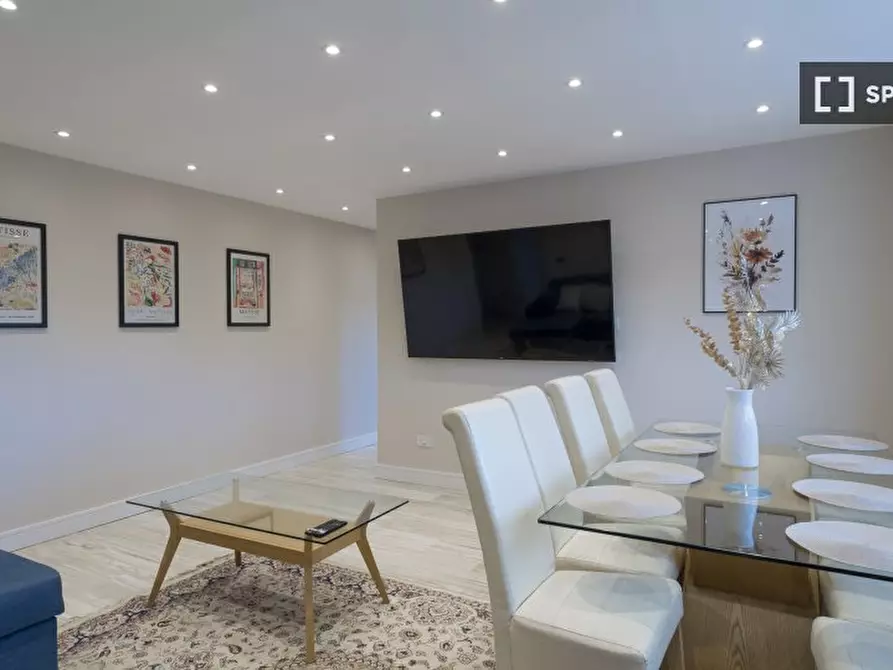 Immagine 3 di Appartamento in affitto  in Marlow Court a Camden Town