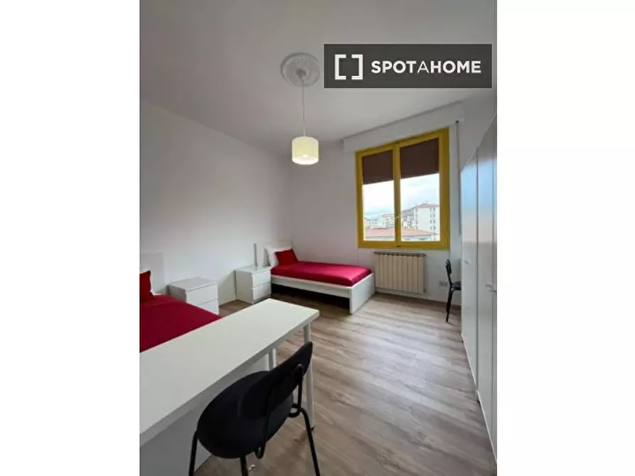 Immagine 3 di Camera condivisa in affitto  in Piazza di S. Jacopino a Firenze