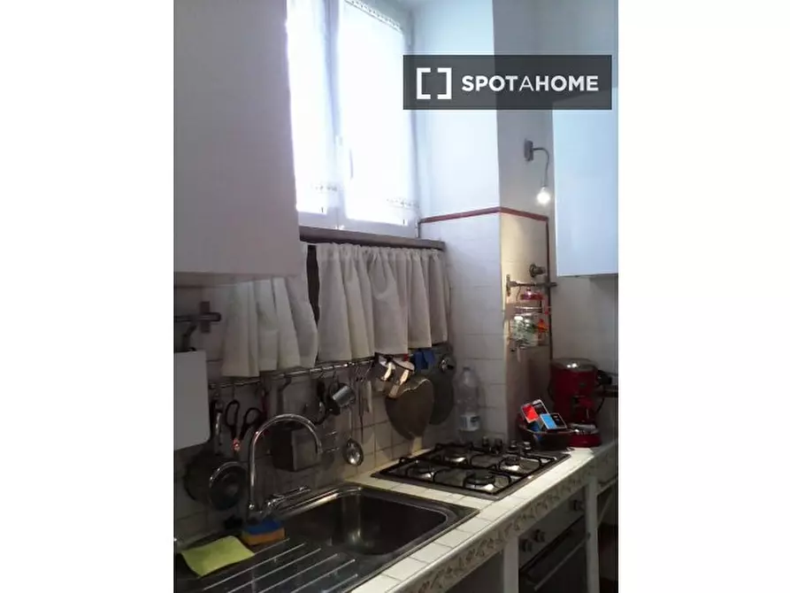 Immagine 12 di Appartamento in affitto  in Via Volterra a Roma