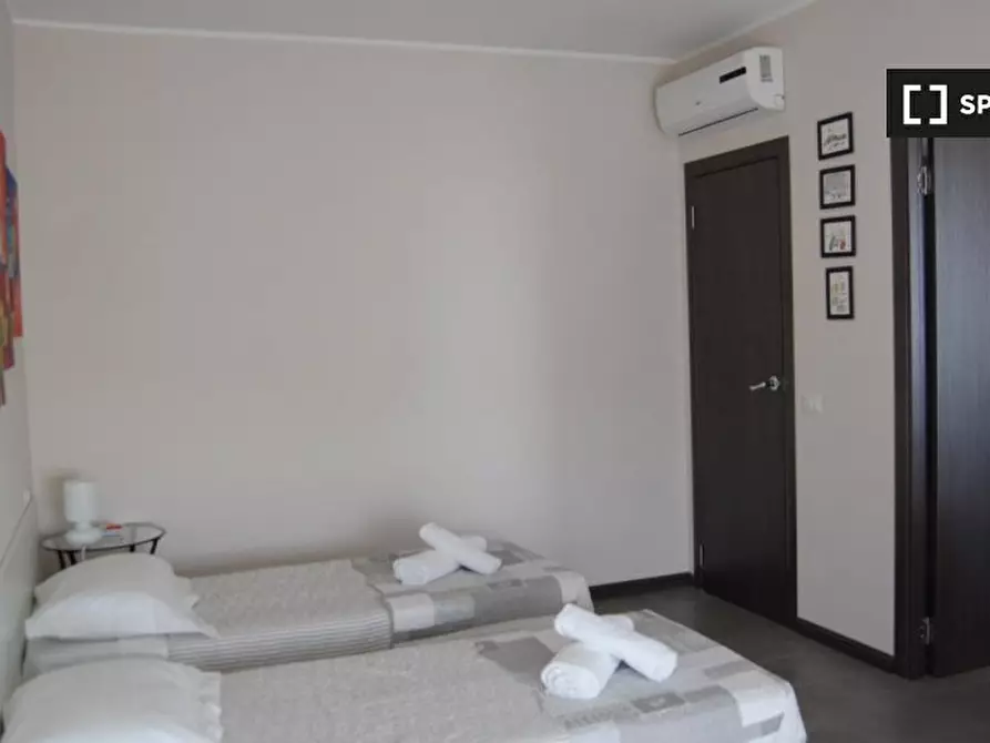 Immagine 2 di Camera condivisa in affitto  in Viale dello Scalo S. Lorenzo a Roma