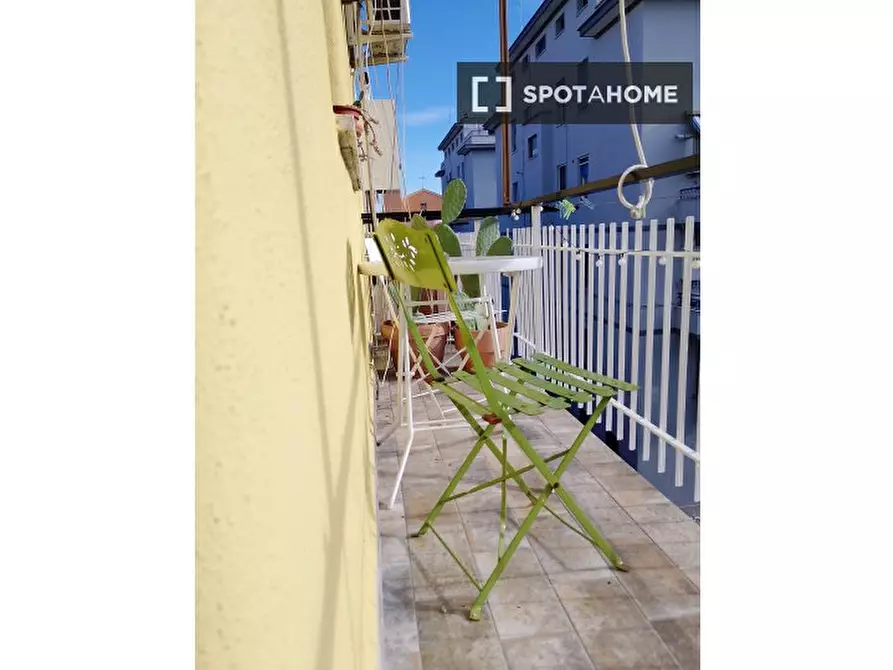 Immagine 7 di Ufficio in affitto  in Via dei Fiori a Roma