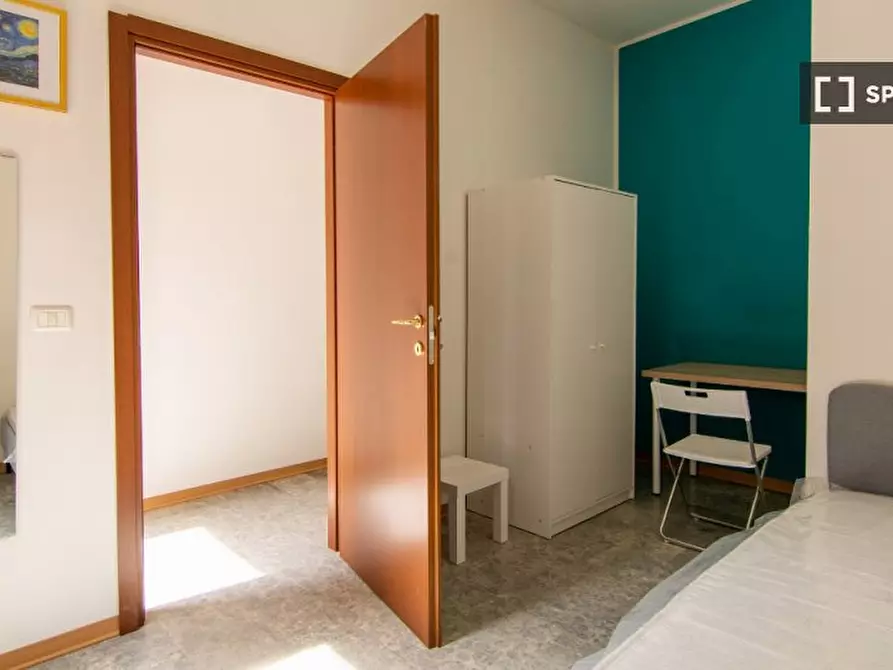 Immagine 3 di Camera condivisa in affitto  in Viale Quirico Filopanti a Bologna