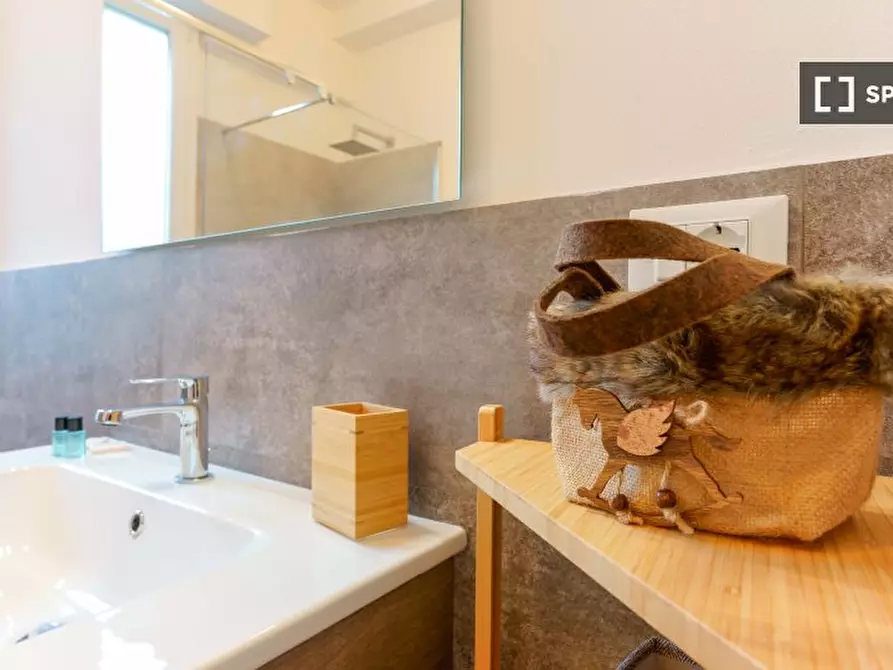 Immagine 11 di Ufficio in affitto  in Via Franco Bolognese a Bologna